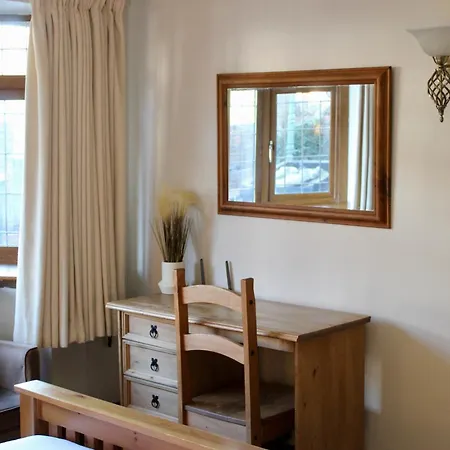 Apartamento 9 Mins To Nec, Bhx & World With Free Parking